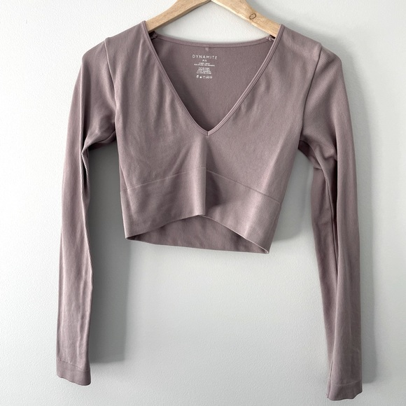 Dynamite long sleeve crop top - Picture 1 of 3